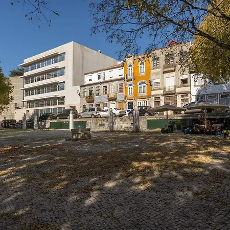 Apartment Host Wise - Lovely & Cozy Duplex Flat *