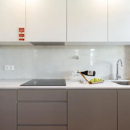 Host Wise - Lovely & Cozy Duplex Flat Porto