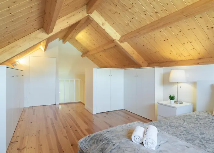 Host Wise - Lovely & Cozy Duplex Flat 아파트 포르투