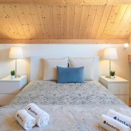 Host Wise - Lovely & Cozy Duplex Flat Lägenhet Oporto