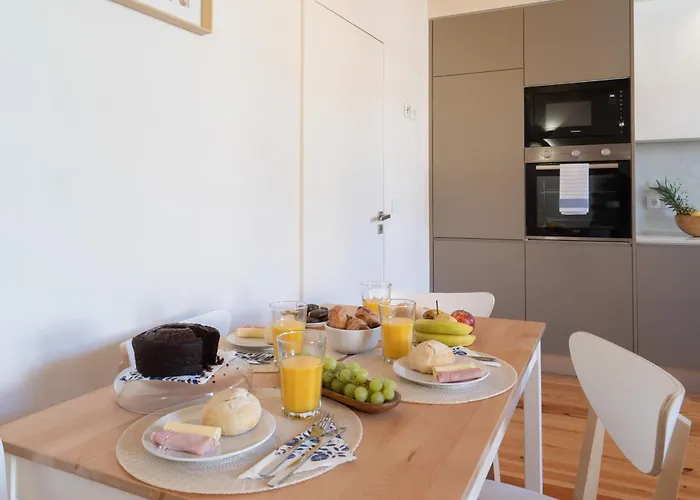 Host Wise - Lovely & Cozy Duplex Flat * Porto