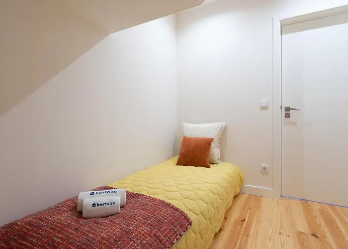 Appartamento Host Wise - Lovely & Cozy Duplex Flat Oporto