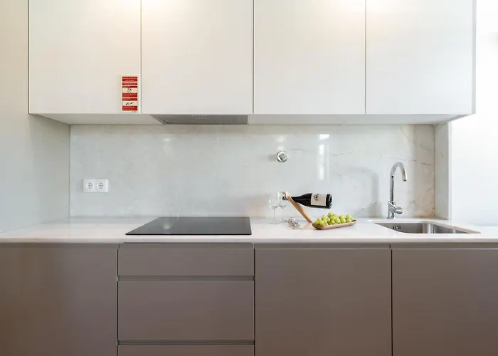 Host Wise - Lovely & Cozy Duplex Flat Oporto